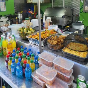 hoxton caribbean street food